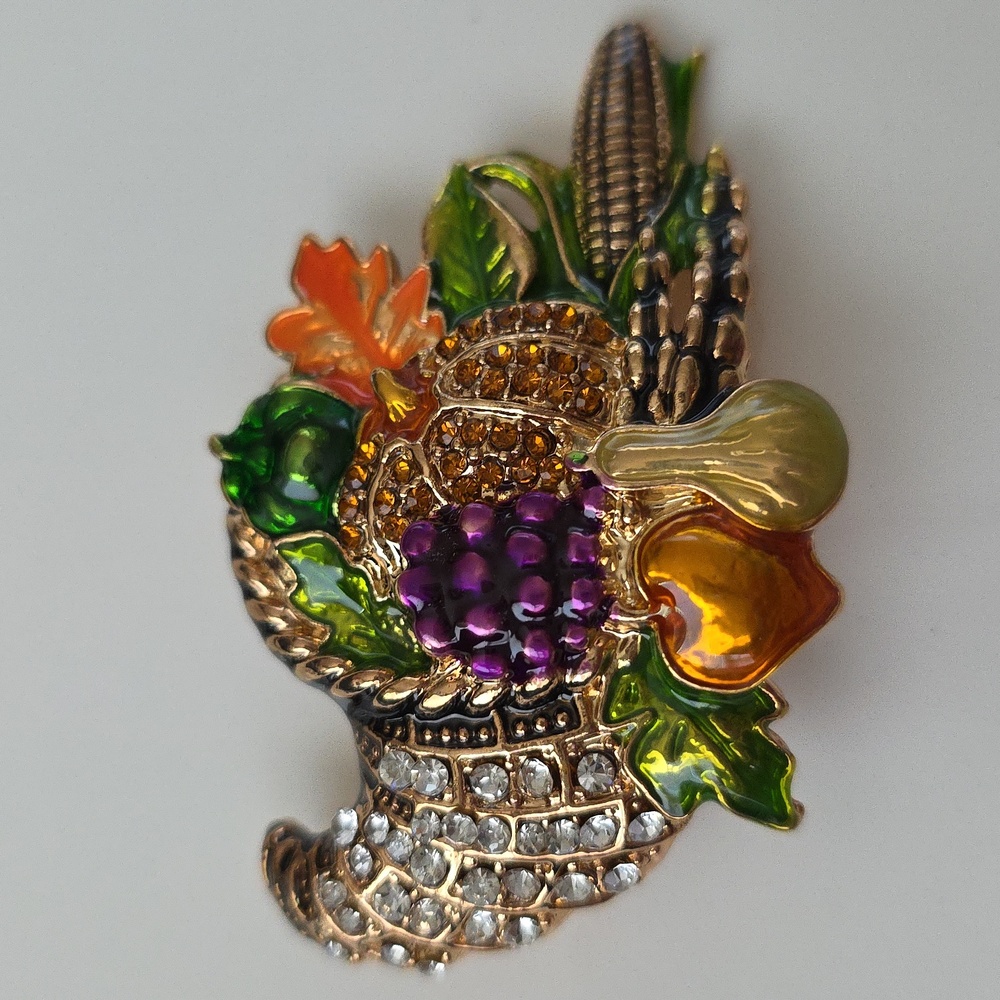 Harvest Cornicopia Brooch FULL of color and simulated Diamonds